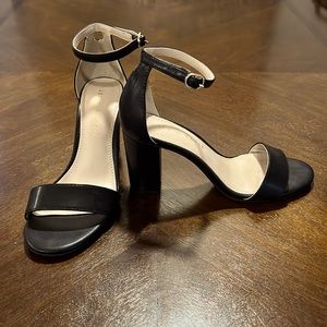 Kelly & Katie Black Block Heels with Ankle Strap - 6.5 size